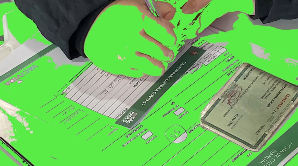 #OVírusSomosNós- VOLUME 3: Um homem tentando trapacear. 2021. Fotografia digital manipulada.