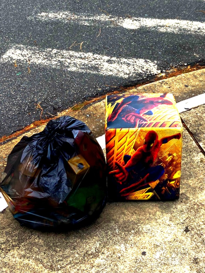 Composição Urbana: “Spider Man vs. Man&nbsp;Man”