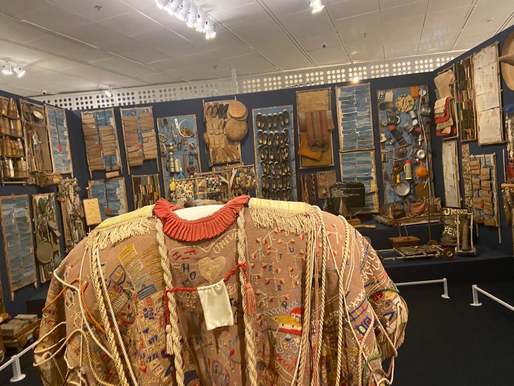 BISPO DO ROSÁRIO – EU VIM: APARIÇÃO, IMPREGNAÇÃO E IMPACTO